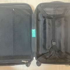 〆キャリーケース(35L)の画像