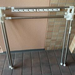 タオル、洗濯物干し　伸縮可能の画像