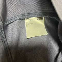 UNIQLO パーカーの画像
