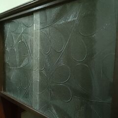 レトロ 昭和の型板硝子 食器棚の画像