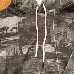 メンズ裏起毛パーカー　新品　サイズM　の画像