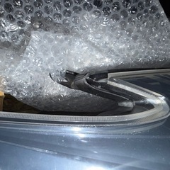 30プリウス前期ヘッドライト左右の画像