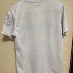 NEWERA Tシャツの画像