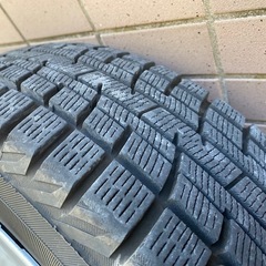 【使用1シーズン】14インチ スタッドレスタイヤ＋スチールホイールセットの画像