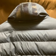 アディダスダウンジャケットの画像