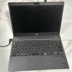 超軽量ノートパソコン　LIFEBOOK U Series FMVU09001 ディスプレイ割れ FUJITSU の画像