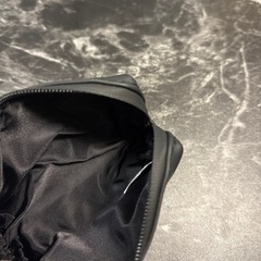 無印 カラビナ付きポーチの画像