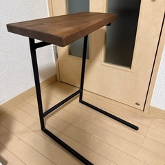 ニコアンド　サイドテーブルの画像