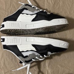 メンズ軽量スリッポン シューズの画像