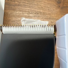 【ほぼ未使用】充電式ヘアーカッター（バリカン）付属品完備 ※千駄ヶ谷引取の画像