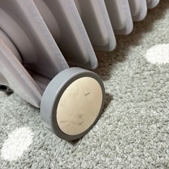 eureks オイルヒーター アイボリーホワイト LF11ES-IWの画像