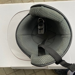 ヘルメット
の画像