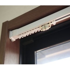 突っ張り　カーテンレール　130cm〜220cmの画像