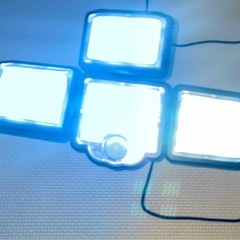 LED 野外センサーソーラーライトの画像