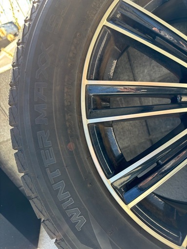商談中！　225/65R17 スタッドレスタイヤ　バリ溝　　 商談中！ 225/65R17 スタッドレスタイヤ バリ溝
