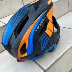 ストライダーヘルメットの画像