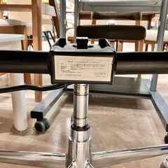 😎オフィスコム😎アルミナムチェア😎オフィスチェア😎リプロダクトデザイン😎No.1610😎の画像