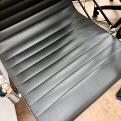 😎オフィスコム😎アルミナムチェア😎オフィスチェア😎リプロダクトデザイン😎No.1610😎の画像