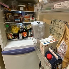 冷蔵庫3000円でお譲りします。の画像