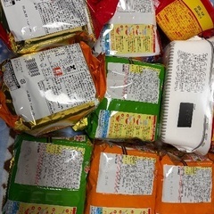 インスタントラーメン　カップ焼きそば　即席ラーメン　まとめ売りの画像
