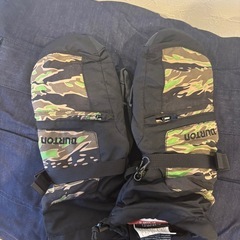 【大至急】レディーススノボウエアの画像