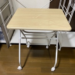 山善(YAMAZEN) 折りたたみミニテーブル キャスター付き  MST-5040の画像