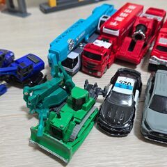 【総額1.5万円相当】トイコー働く車＆ラジコン7台セット（JAFレッカー・コンテナ車・フォークリフト・ベンツGクラス他）の画像