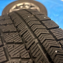 お話中　13インチスタッドレスタイヤホイールセット　プリザックVRX 2019年 の画像