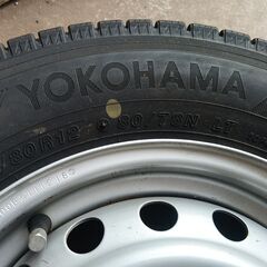 軽バン　軽トラ　145/80R12 12インチ　バン　タイヤ　ホイール付き　スタッドレス　4本の画像