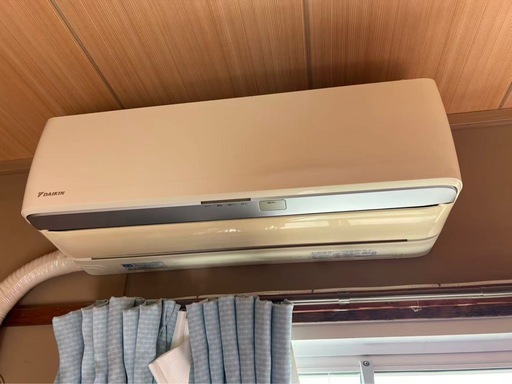 ダイキン14畳用エアコン