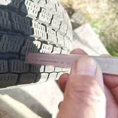 軽バン　軽トラ　145/80R12 12インチ　バン　タイヤ　ホイール付き　スタッドレス　4本の画像