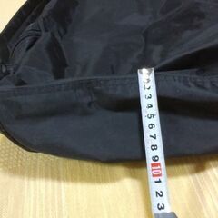 ◆【リュックサック】　《男女共用》　●外側には、チャック付きのポケットが３ヶ所有り。　※防水加工されてます。の画像