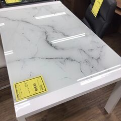 【ジャングルジャングル広陵店】家具　ニトリ　ダイニングテーブル　ガラス天板　大理石柄　テーブル　【ジモティー特別価格！！】の画像