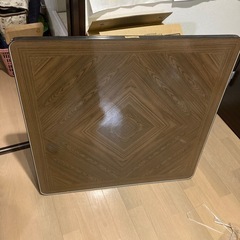 麻雀のできるコタツの天板　こたつの天板の画像