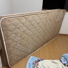 ※25日受け渡し予定者決定　シングルマットレス　３個の画像