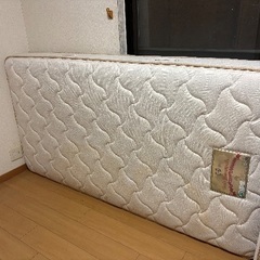 ※25日受け渡し予定者決定　シングルマットレス　３個の画像