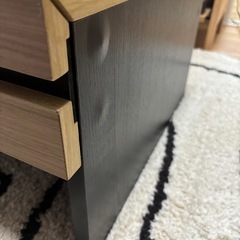 ニトリ　天然木工芸突板　テーブルの画像