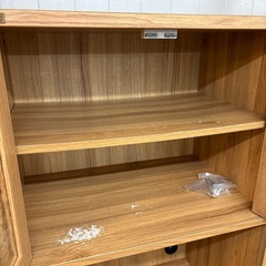 配達可【食器棚】※塗装剥がれ、ヘコミ強い※クリーニング済み【管理番号12311】町の画像