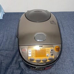 象印　炊飯器の画像