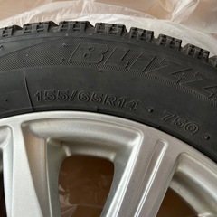 スタッドレスタイヤ　ホイールセットの画像