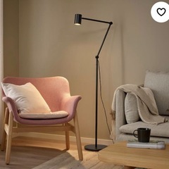 IKEA フロアランプ ライト ランプ インテリア　間接照明 ブラック 照明の画像