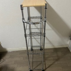 お譲り先決まりました！スチールラック（幅20cm／キャスター付き／天板あり）の画像