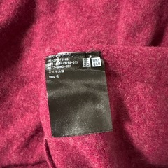 UNIQLO ニット　ワインレッドの画像