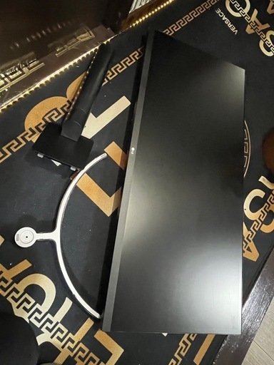 商談中！LGモニター