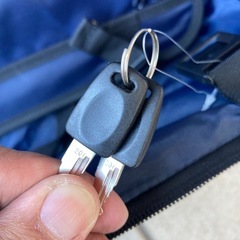 キャリーケース　JAL
の画像