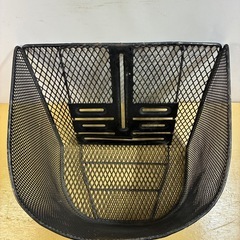 小型バイク用 フロントバスケット中古汎用品 メーカー不明 ボルト3点 止めホンダ スズキ等スク ーター用 前カゴの画像