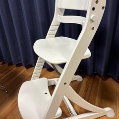 キッズチェアー
の画像