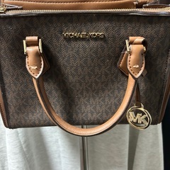 激安‼️早い者勝ち‼️マイケルコースハンドバッグの画像