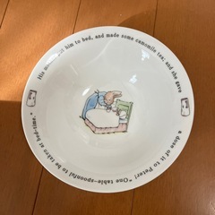 【未使用品】ピーターラビット　サラダボールの画像