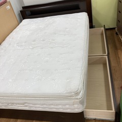 ジモティー限定価格！S221 ⭐ 訳アリ特価 NITORI ニトリ ダブルベッド N―Sleepプレミアム 幅140cm USEDの画像